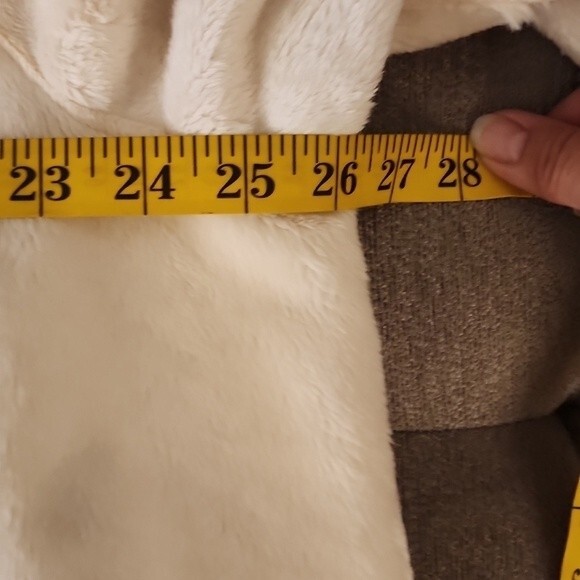 Adrienne Landau Faux Fur Water Fall Open Front Coat Size 1X NWT - Picture 16 of 16